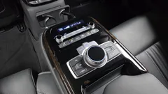 2021 Genesis G90 3.8 AWD, серый — фото 20