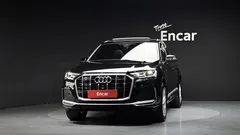 2022 Audi Q7 45 TDI Quattro Premium — фото 3