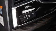 2022 Audi Q7 45 TDI Quattro Premium — фото 13