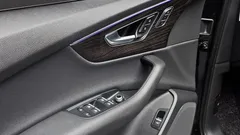 2022 Audi Q7 45 TDI Quattro Premium — фото 20