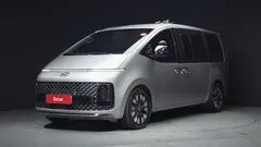2022 Hyundai Staria 4WD Lounge 9-Seater — фото 1