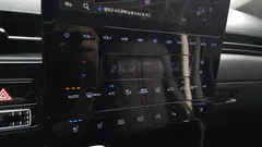 2022 Hyundai Staria 4WD Lounge 9-Seater — фото 20