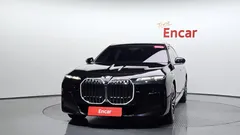 2023 BMW 7-Series 740i sDrive M Sport, чёрный — фото 3
