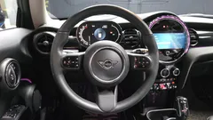 2022 Mini Cooper Classic Launch Pack, синий — фото 17