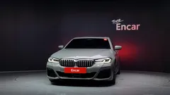 2022 BMW 5-Series 520i M Sport — фото 3