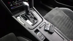 2021 Volkswagen Passat 2.0 TDI Premium, серебристый — фото 9