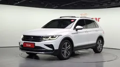 2023 Volkswagen Tiguan 2.0 TDI Prestige — фото 1