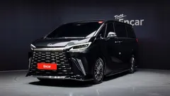 2025 Lexus LM 500h Royal — фото 1