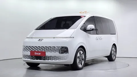 2022 Hyundai Staria 4WD Tourer 9-Seater
