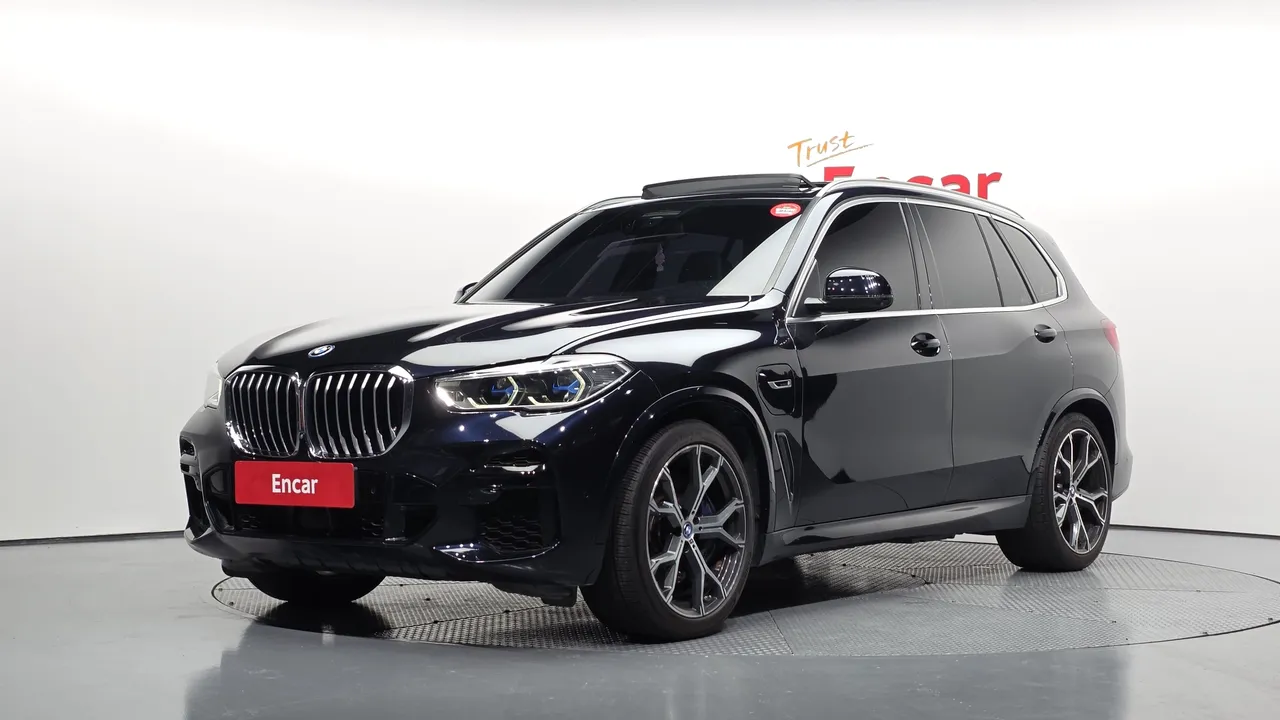 2023 BMW X5 xDrive 45e M Sport