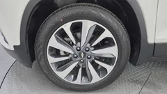 2021 ChevroletGMDaewoo Trax 1.4 Premier, белый — фото 5