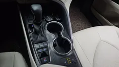 2022 Toyota Camry 2.5 XLE Hybrid, серый — фото 9