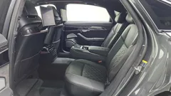 2021 Audi S8 4.0 TFSI Quattro LWB, серый — фото 12