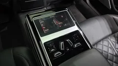 2021 Audi S8 4.0 TFSI Quattro LWB, серый — фото 18