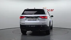 2023 ChevroletGMDaewoo Traverse 3.6 AWD Redline, белый — фото 4