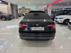 2023 Volkswagen Jetta 1.5 TSI Prestige — фото 4