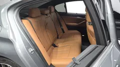 2023 BMW 5-Series 520i M Sport — фото 11