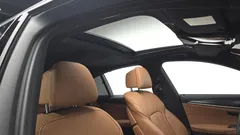 2023 BMW 5-Series 520i M Sport — фото 17