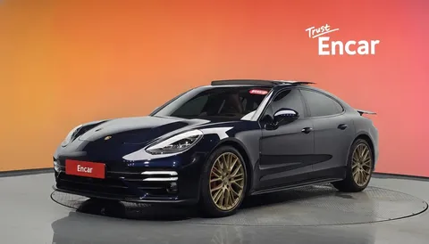 2022 Porsche Panamera 4.0 GTS