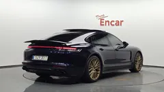 2022 Porsche Panamera 4.0 GTS — фото 2