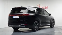 2023 Kia Carnival Diesel 9-Seater Signature — фото 2