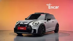 2022 Mini Cooper JCW Rockingham GT Edition, серебристый — фото 1