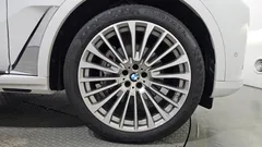 2022 BMW X7 xDrive 40d Design Pure Excellence 7-Seater — фото 5