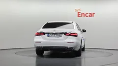 2023 Mercedes-Benz E-Class E250 Avantgarde — фото 4