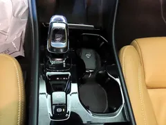 2022 Volvo XC40 B4 Inscription — фото 16