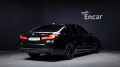 2022 BMW 5-Series 520i M Sport, чёрный — фото 2
