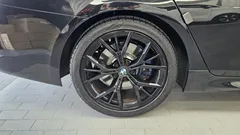 2022 BMW 5-Series 520i M Sport, чёрный — фото 5