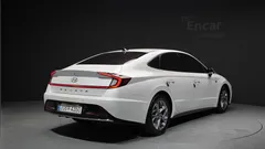 2022 Hyundai Sonata 2.0 — фото 2