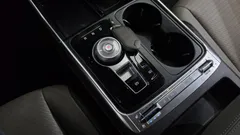 2024 Kia Canival HEV 9seater Signature, белый — фото 9