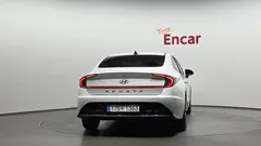 2022 Hyundai Sonata 2.0 — фото 4