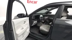 2023 Hyundai Kona Premium, серый — фото 10
