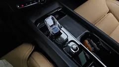 2023 Volvo V60 B5 Ultimate AWD — фото 9