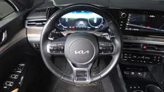 2022 Kia K5 2.0, белый — фото 17