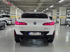 2024 BMW X4 xDrive20i M Sports Pro — фото 5