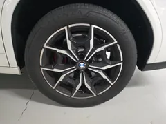 2024 BMW X4 xDrive20i M Sports Pro — фото 7