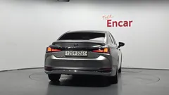 2021 Lexus ES Executive, 연금색 — фото 4