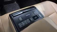2021 Lexus ES Executive, 연금색 — фото 19