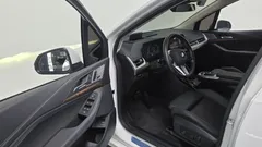 2023 BMW 2-Series 218d Luxury, белый — фото 17