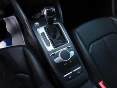 2023 Audi Q2 35 TDI Premium, голубой — фото 16