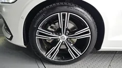 2021 Volvo S60 B5 Inscription, белый — фото 5