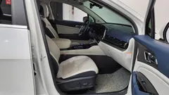 2023 Kia Sportage Signature 2WD — фото 11