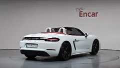 2023 Porsche 718 4.0 GTS, белый — фото 2