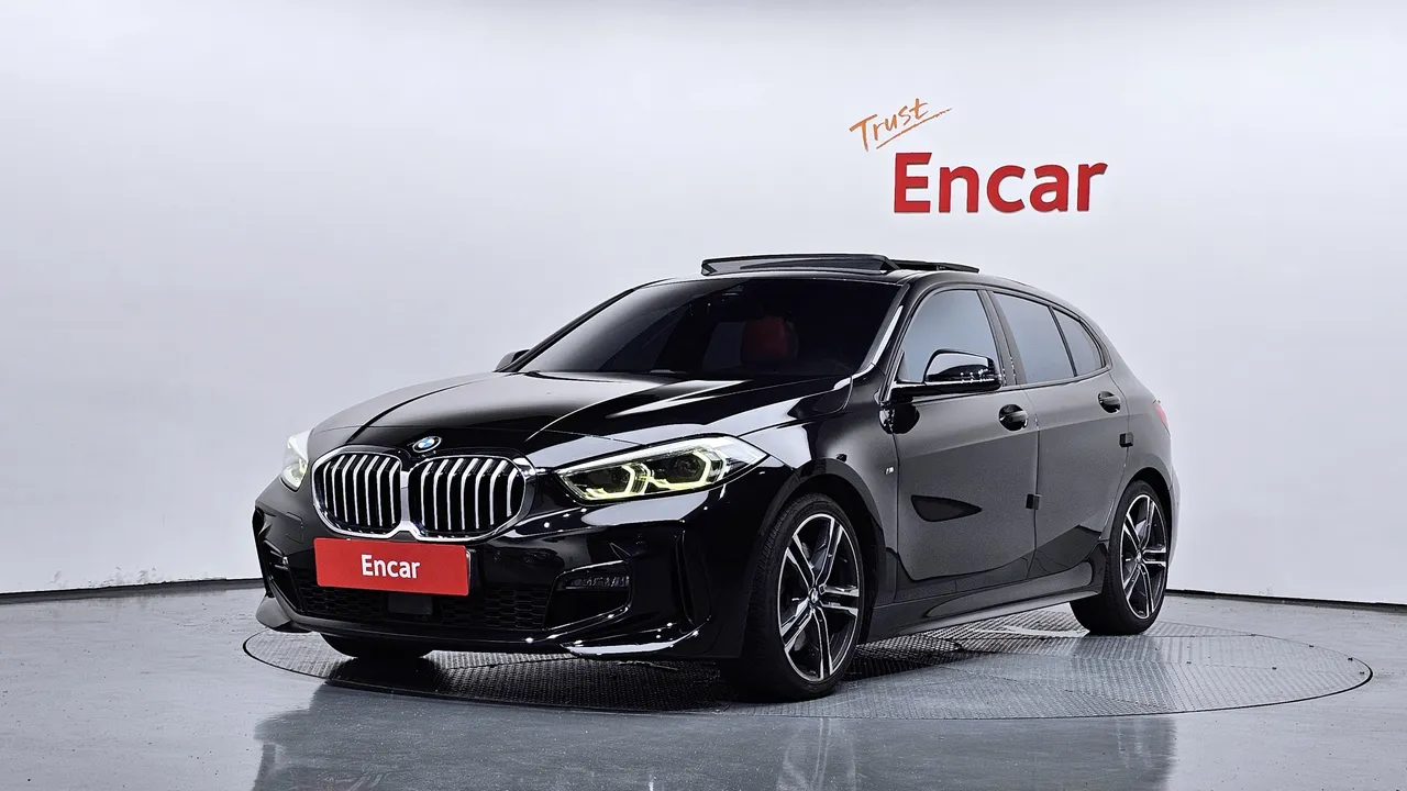 2022 BMW 1-Series 120i M Sports