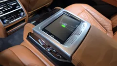 2021 BMW 7-Series 745e iPerformance M Sport, серый — фото 16