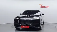 2023 BMW 7-Series 740d xDrive Design Pure Excellence, чёрный — фото 3