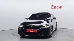 2022 BMW 5-Series 520i M Sport — фото 3